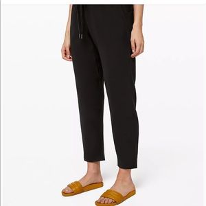 Lululemon on the fly 7/8 pant